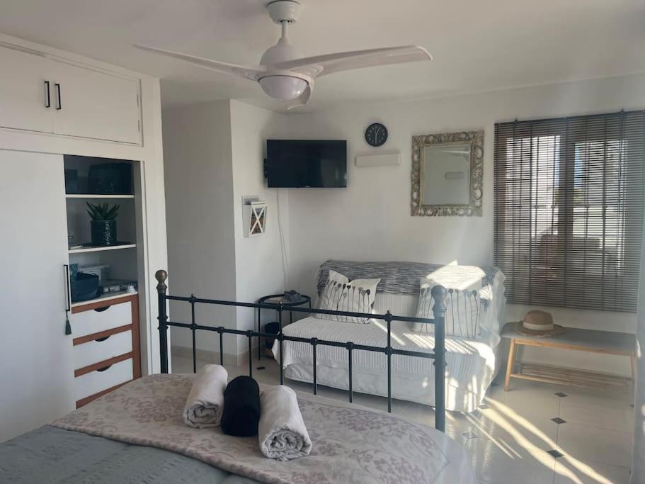 Studio Apartment Maro Casa Vistamar Bagian luar foto